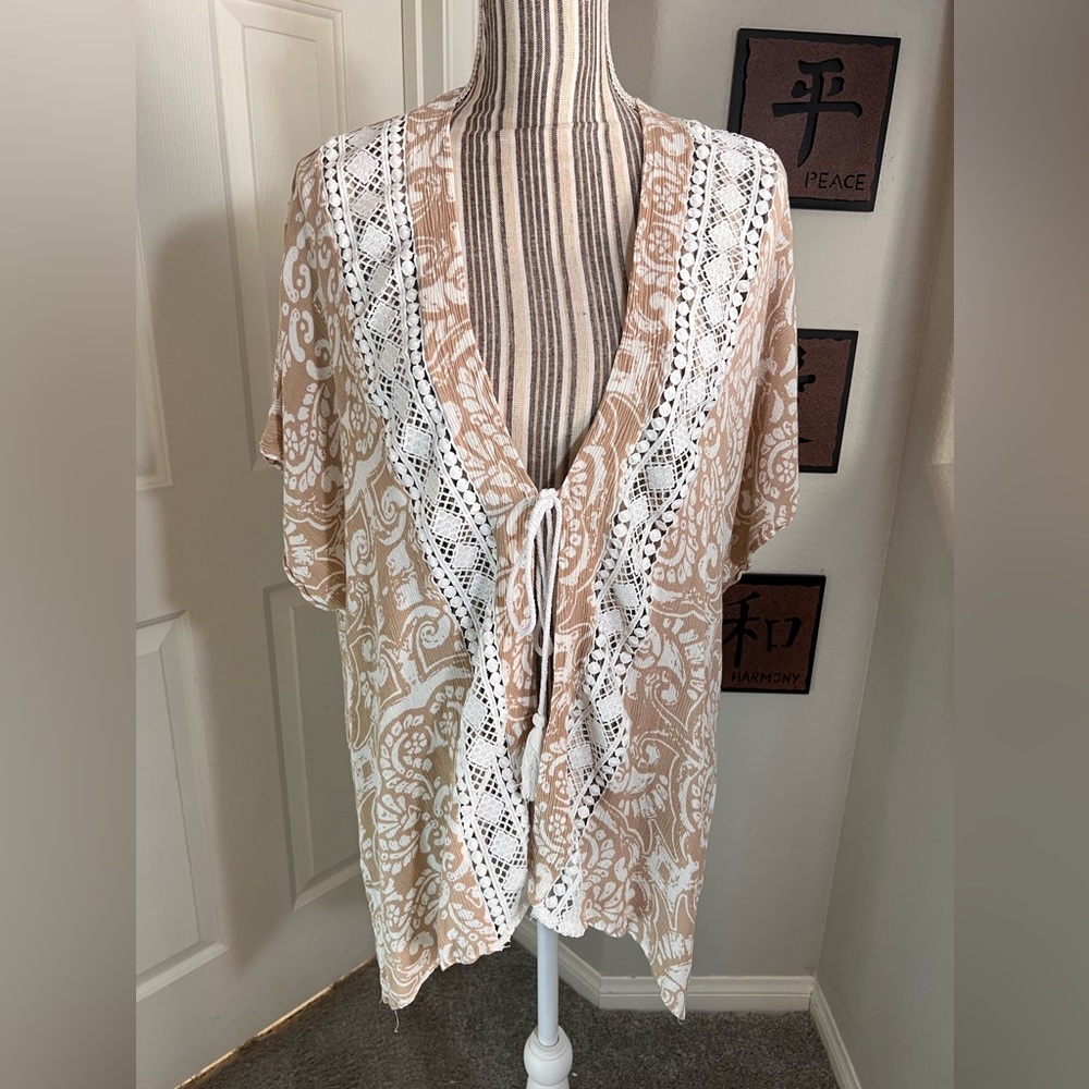 Vince Camuto $78 Neutral Swimsuit Cover Up Kimono Style One Size Light Weight - Picture 1 of 10